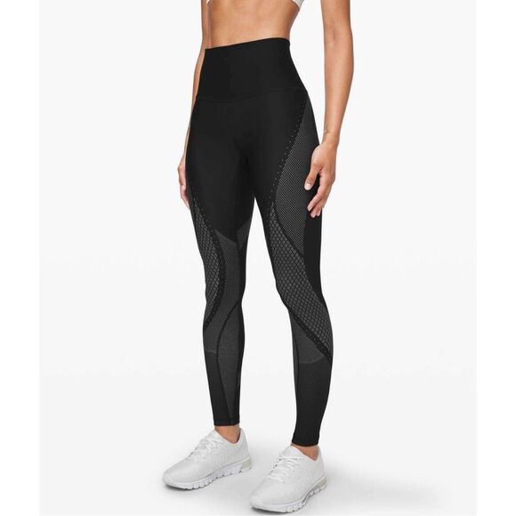 Lululemon Leggings Women's 8 Black Mapped Out High Rise Compression Activewear - Picture 1 of 9